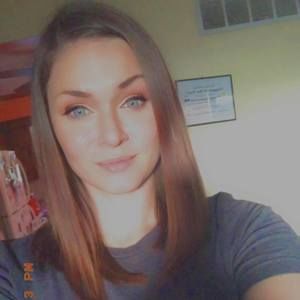 Meet your Posher, Cassandra